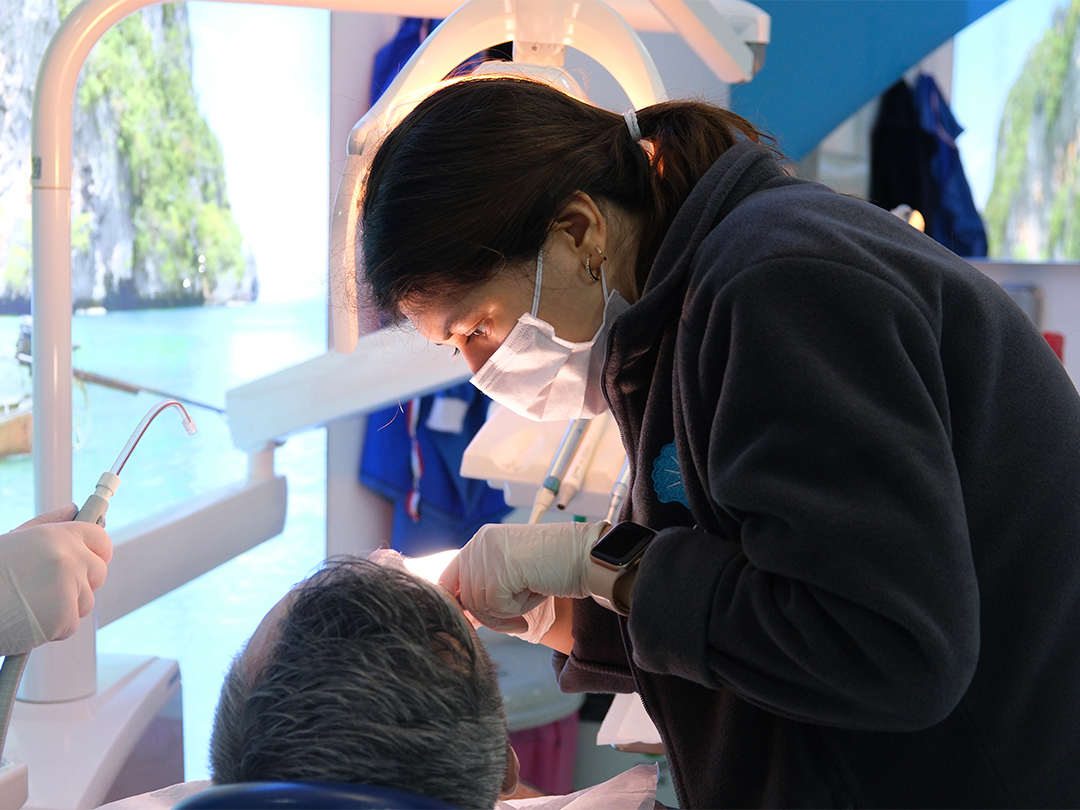 dental-floss-inci-dis-dental-clinic-turkey-3